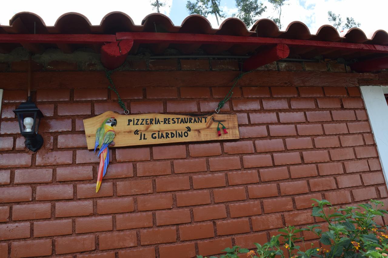 La Casita De Mi Abuela Hostel Mancos Exterior photo